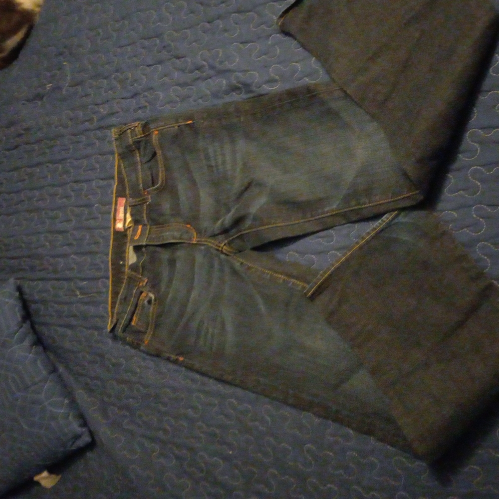 Size 30 32 loyal jeans worn once